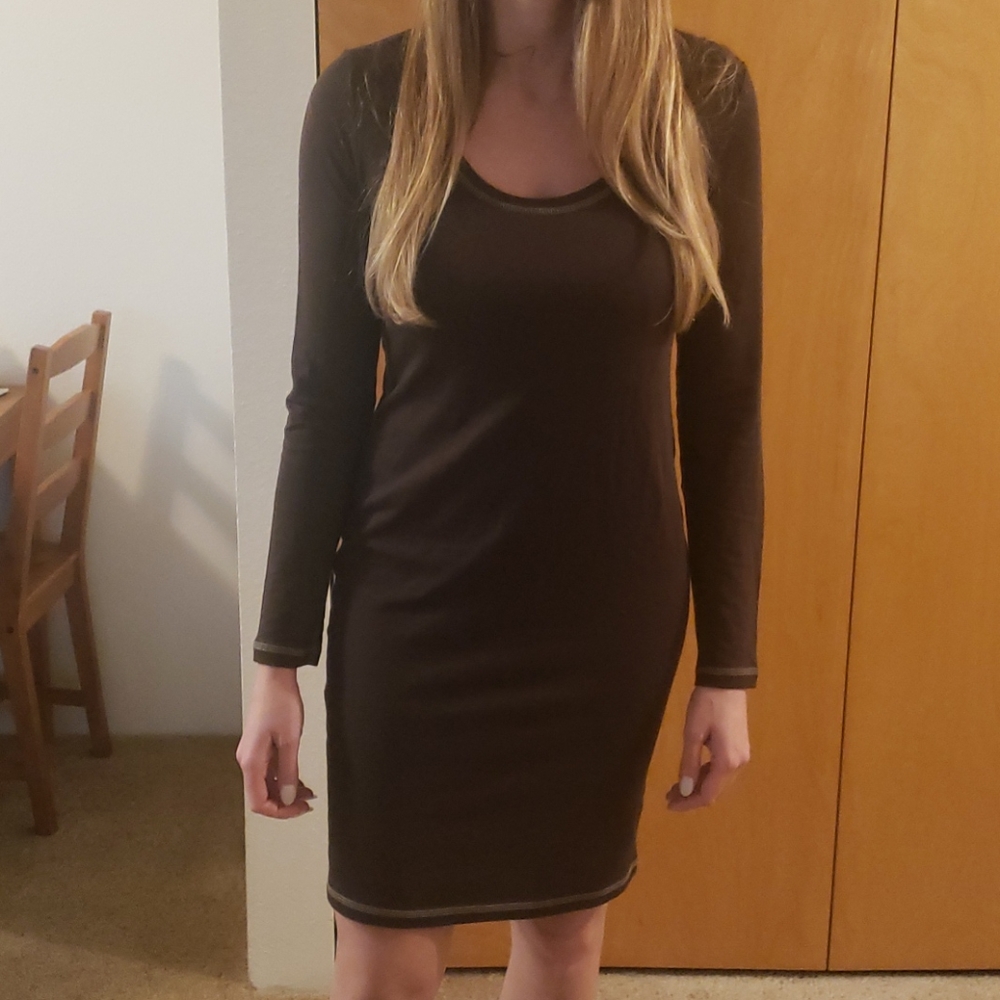 Dress - Picture 6 of 7